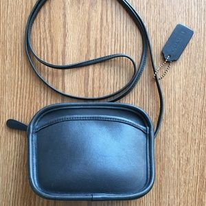 Vintage Coach Hadley Zip-Navy leather